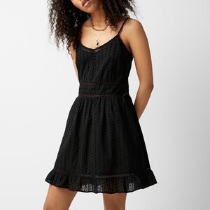 🖤 Simons Swiss Dot Dress in Black 🖤